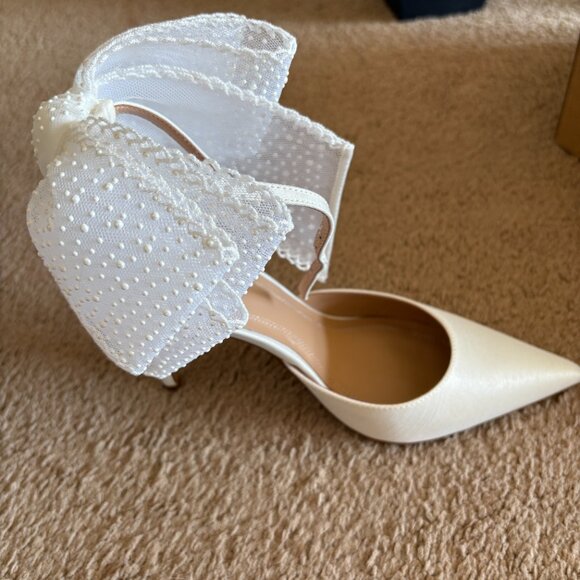 White Satin Bow Heels - Steve Madden - Picture 6 of 11